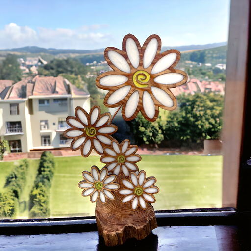 Daisy Sun Catcher with Resin and Real Wood - Barouke - The WoodCrafters Gallery