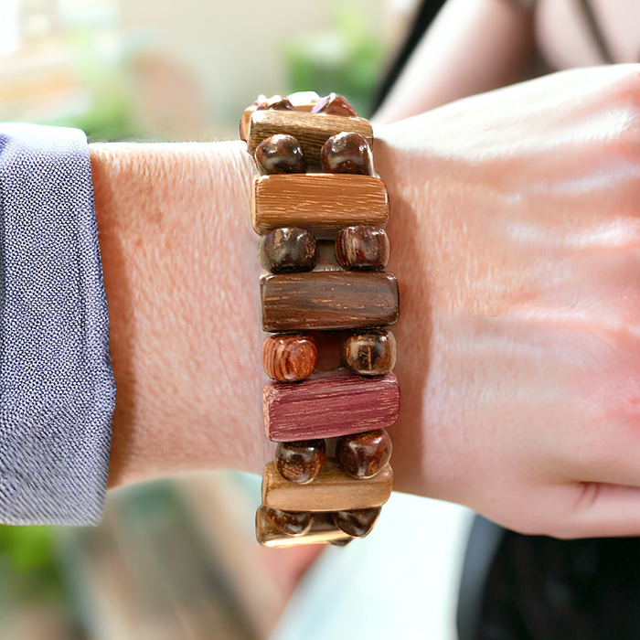 Wood Post and Bead Stretch Bracelet